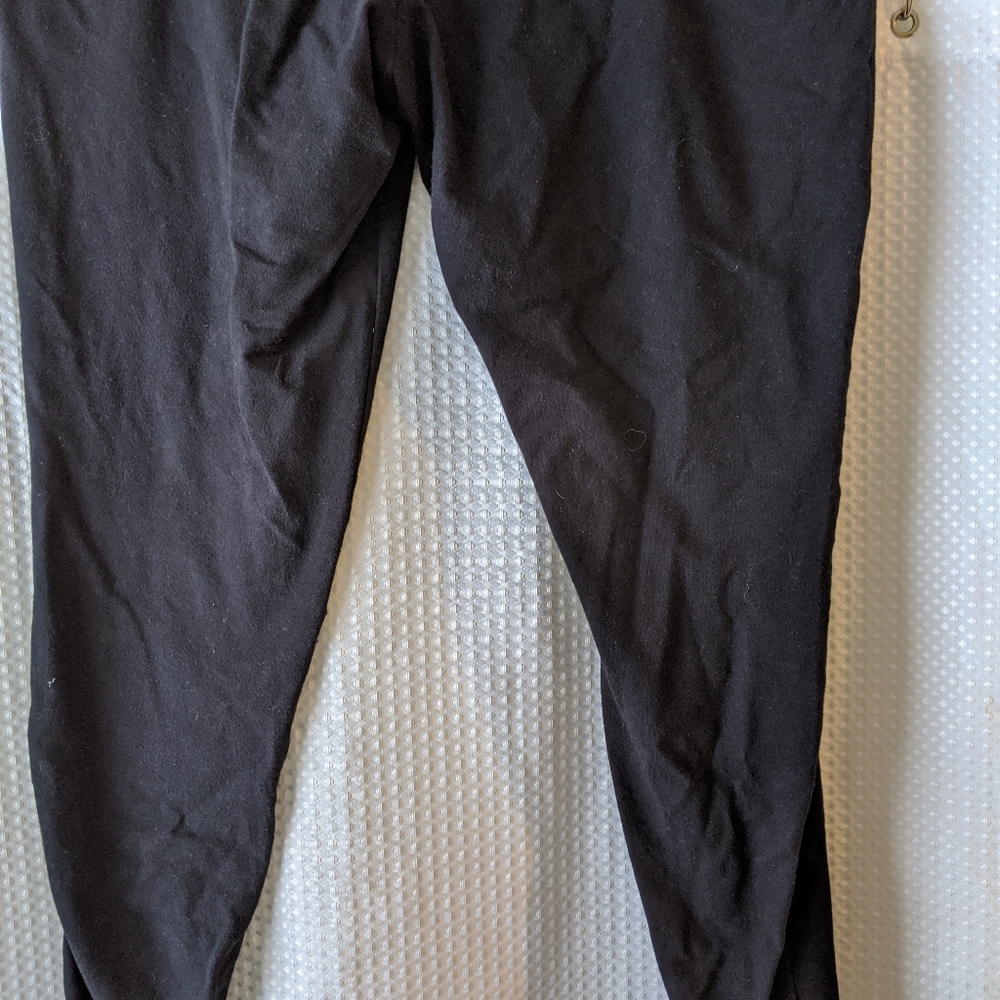 EUC tummy control black torrid leggings